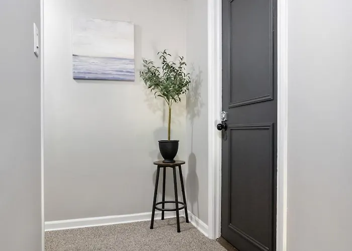 Large Private Apartment